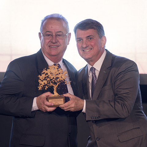 Frimesa conquista prêmio no segmento de carnes