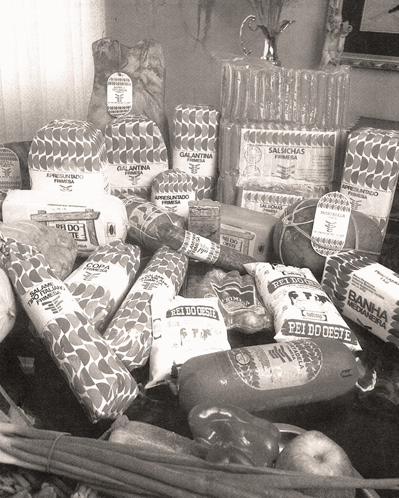 Actuación con las marcas Frimesa, Rei do Oeste e Iguaçu