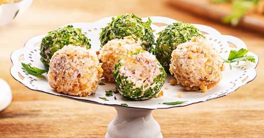 Bolinhas de Queijo e Tender