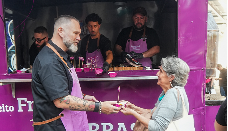 O Jeito Frimesa de Fazer Churrasco Conquista a Avenida Paulista com a linha Fogo & Sabor